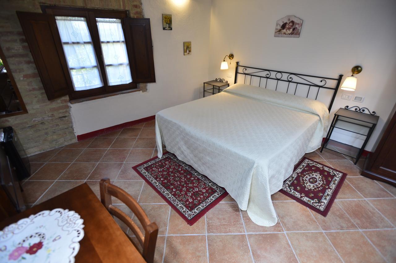 Agriturismo Malafrasca เซียนา ภายนอก รูปภาพ